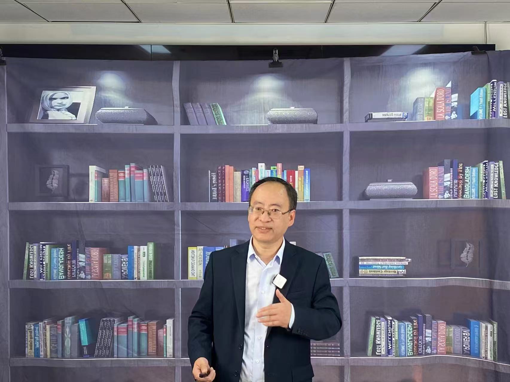 微信图片_20250503215355.jpg